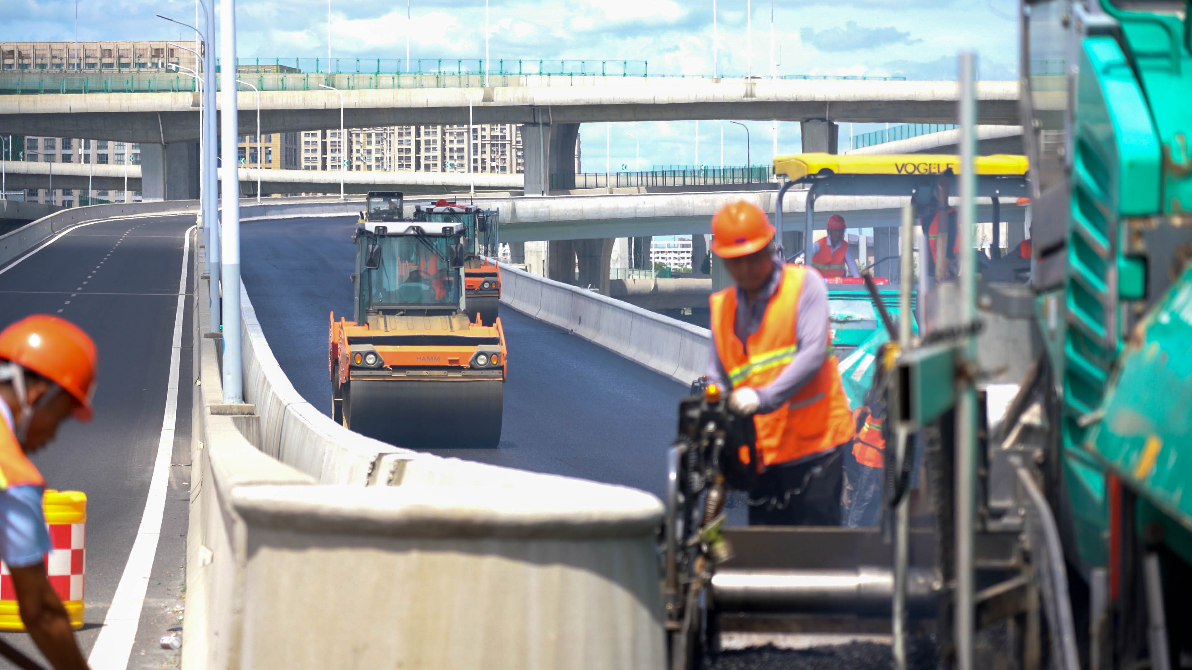 序列 02.00_27_22_10.Still023.jpg 序列 02.00_27_22_10.Still023.jpg