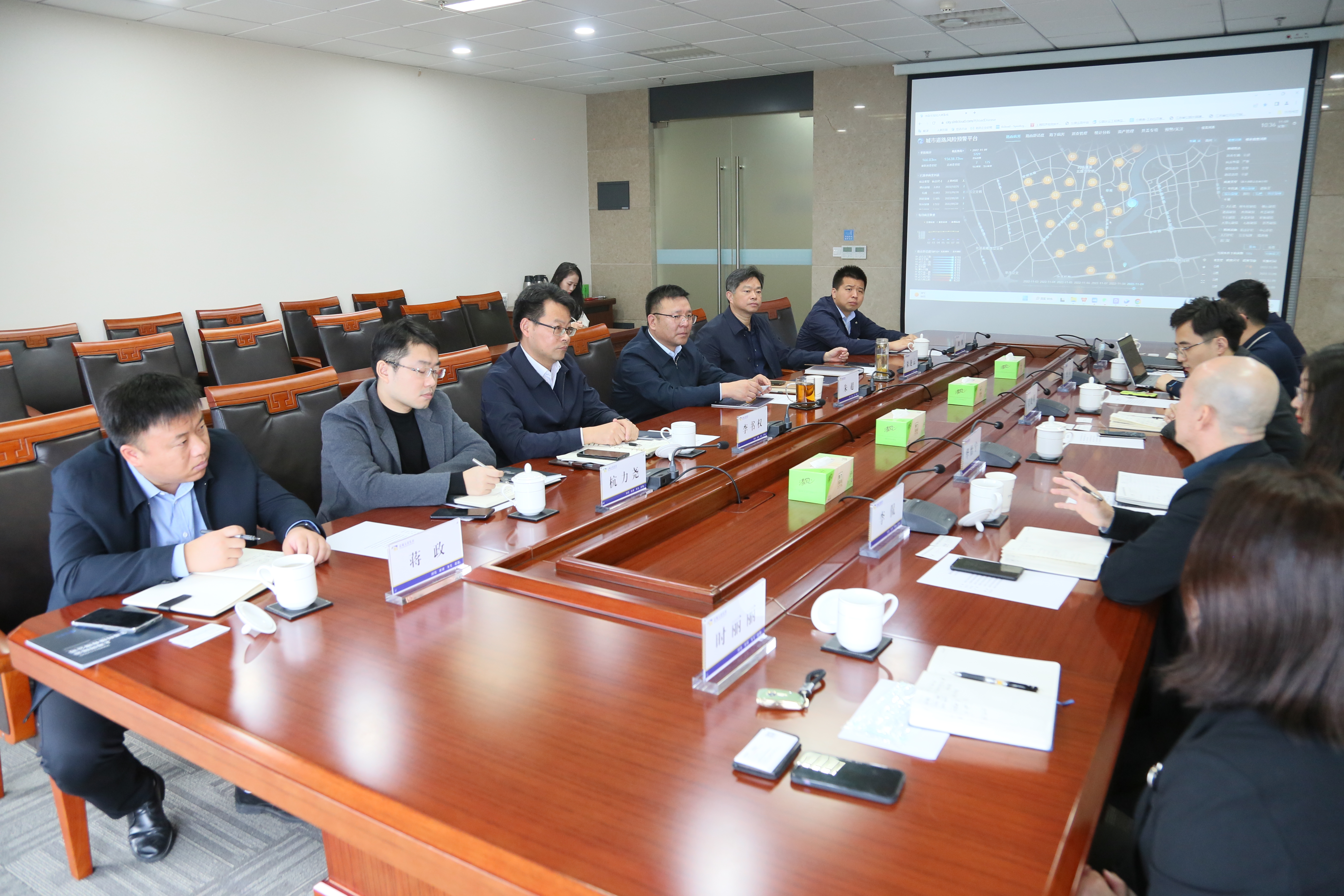 微信图片_20221110092529.jpg 微信图片_20221110092529.jpg