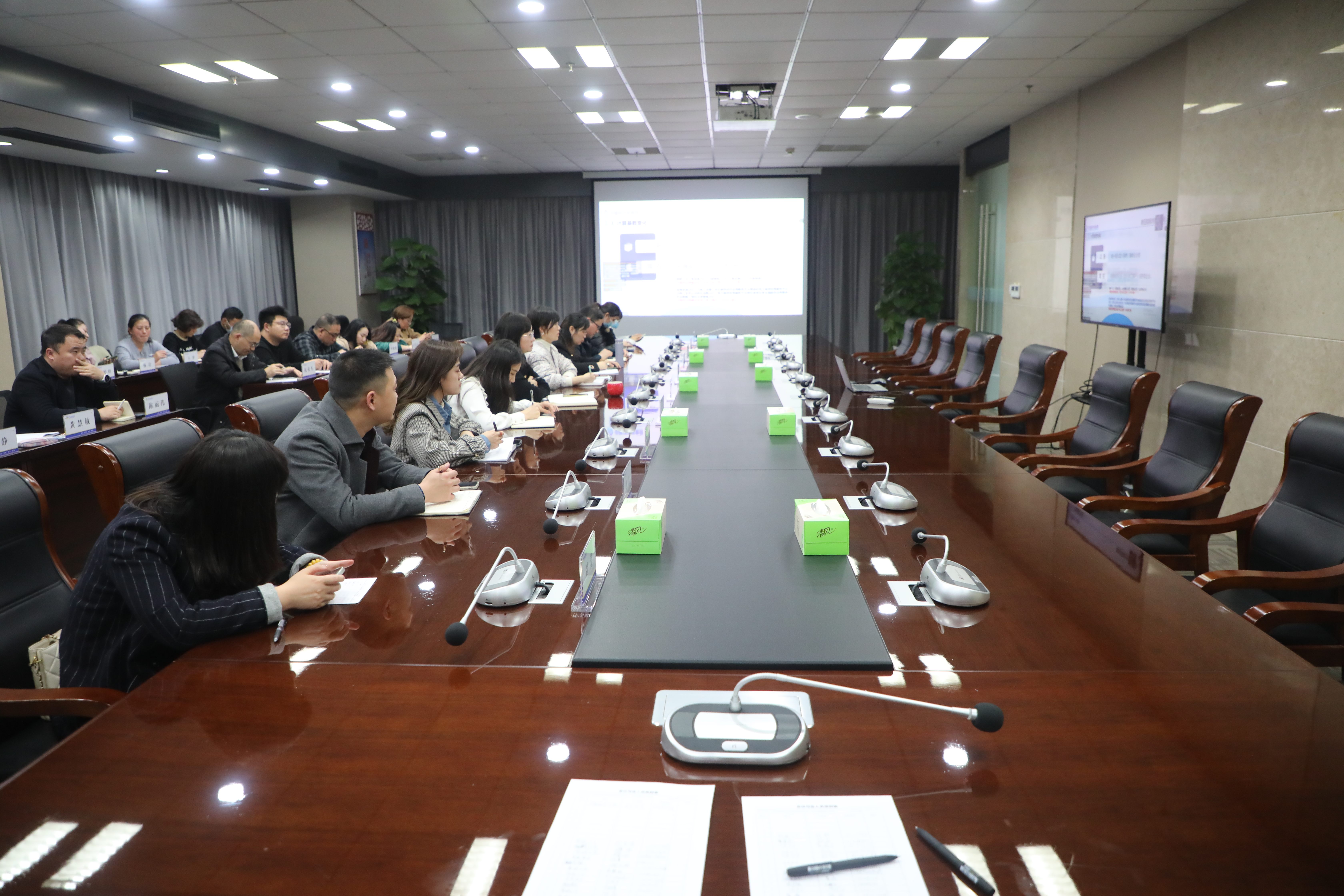 e4785a43883e1f025b3ba773222555f.jpg e4785a43883e1f025b3ba773222555f.jpg