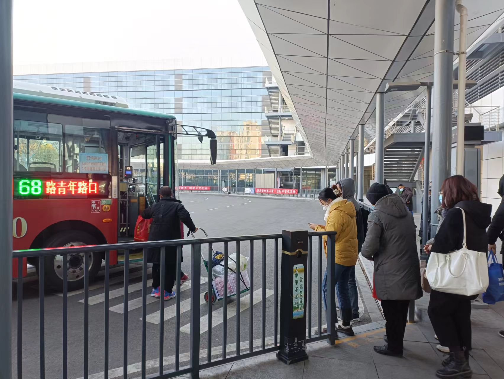 公交3.jpg 公交3.jpg