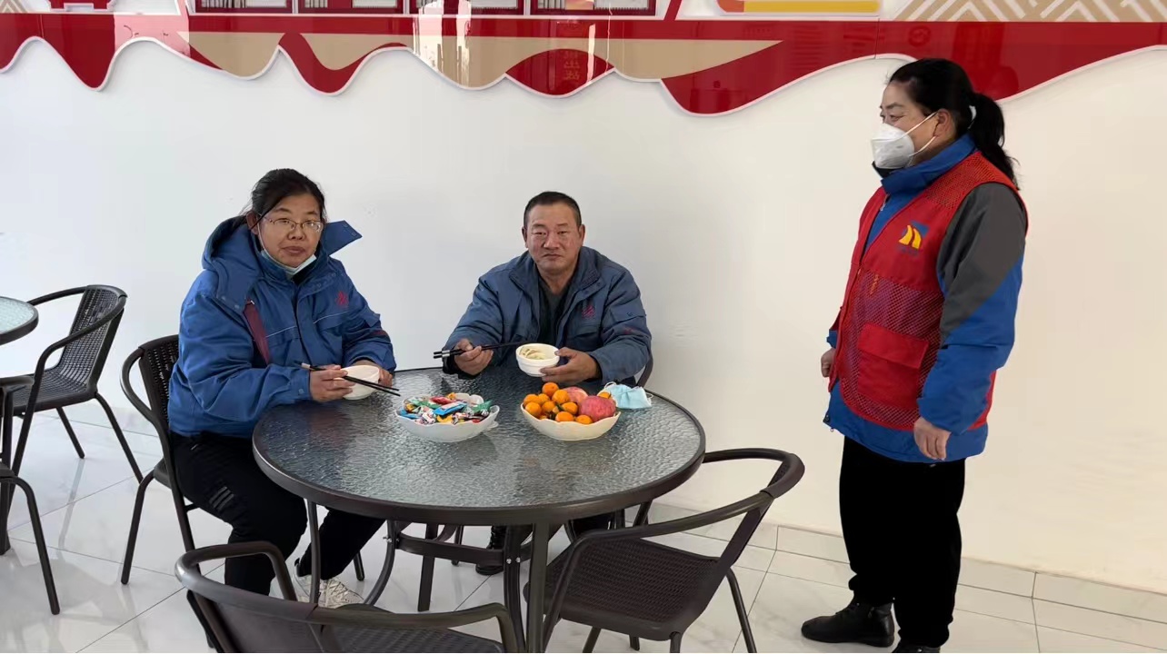 新盐服务区2.jpg 新盐服务区2.jpg