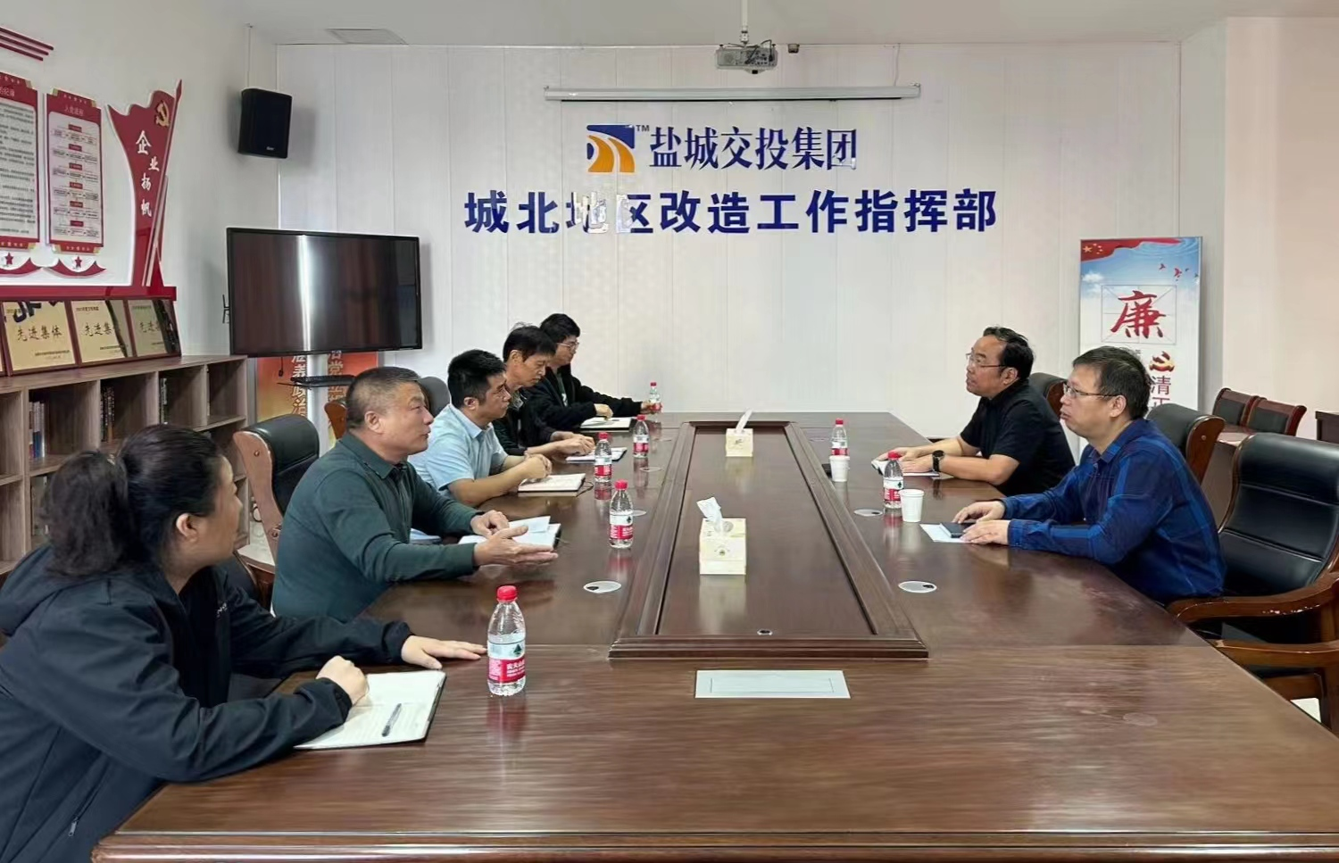 正在上传... 正在上传...